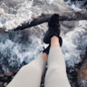 Meet your Posher, Ella